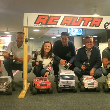 Velmi autíčkově a motokárově povedená akce v Kart Areně Brno