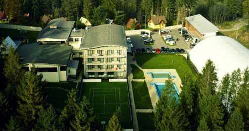 RC Auta Event - Doporucene lokality pro firemni akce - web 518x27218 - hotel altis