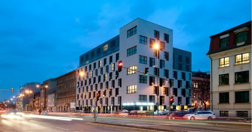 RC Auta Event - Doporucene lokality pro firemni akce - web 518x27219 - hotel royal blue praha